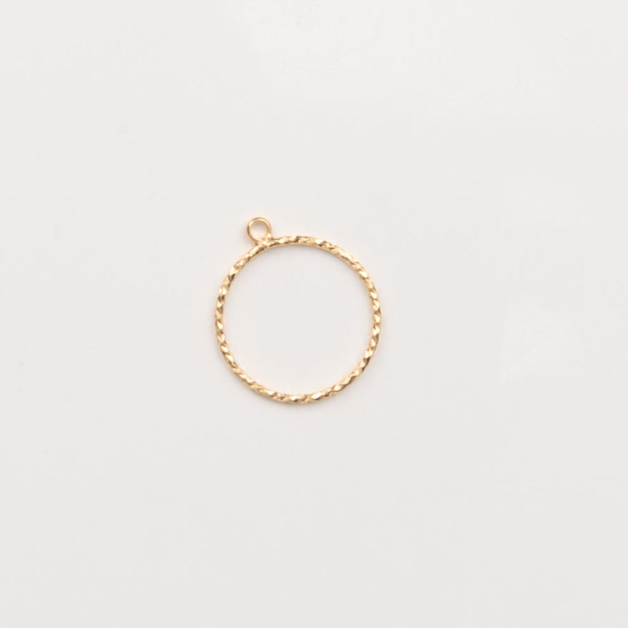 Petite bague-pendentif à créole (MP20)