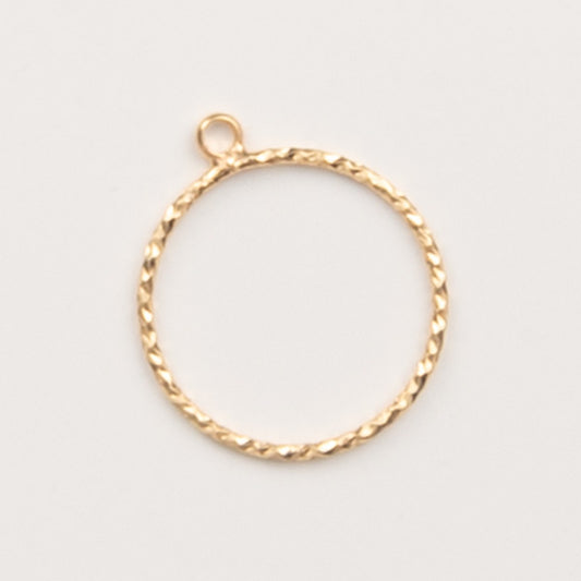 Pendentif petite bague dorée torsadée pour créoles – To Do Bijoux