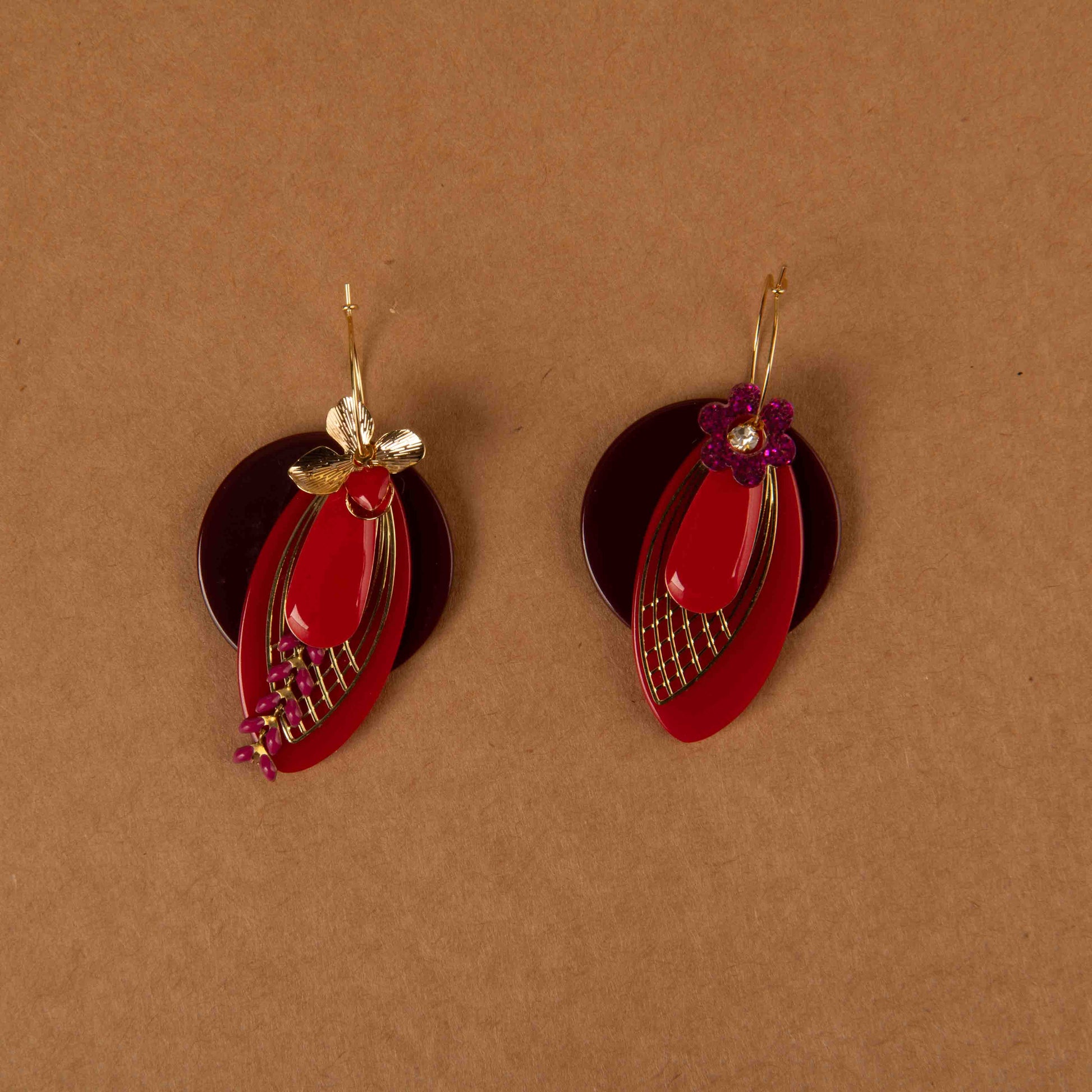 exemple de créole avec le coffret bordeaux et rouge 